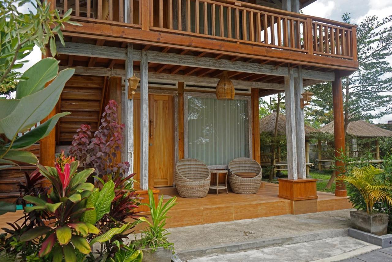 Peraja Bungalows Loyok Sangyang Bagian luar foto