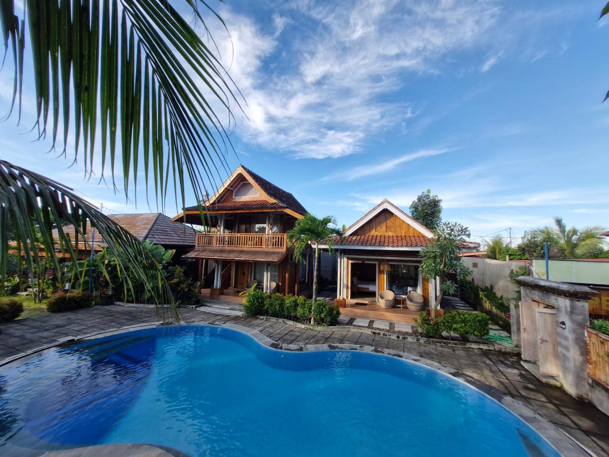 Peraja Bungalows Loyok Sangyang Ruang foto
